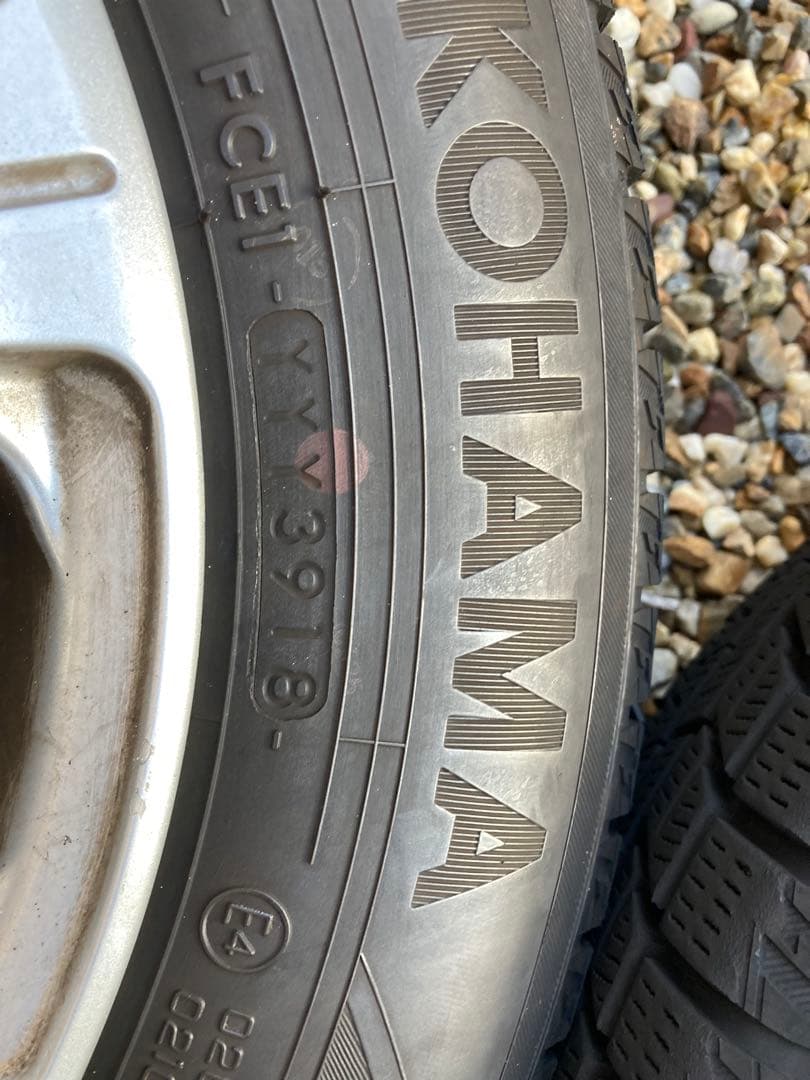 ヨコハマ 145/80/13インチ スタッドレスタイヤセット