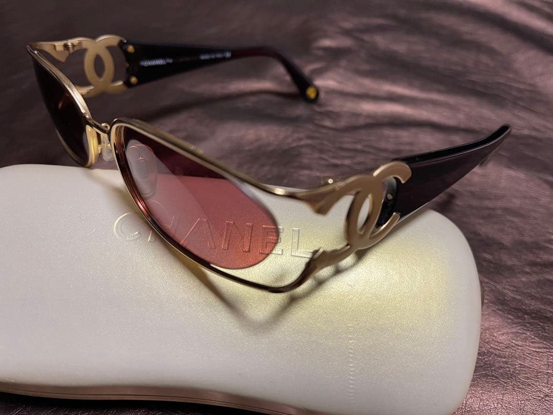 CHANEL ゴールド サングラス