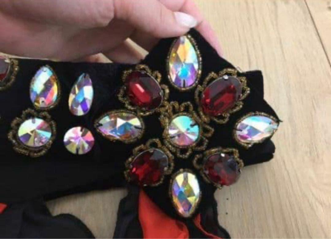 ベリーダンス衣装 ロシア製 大粒スワロフスキー オリエンタル/ドラムソロ