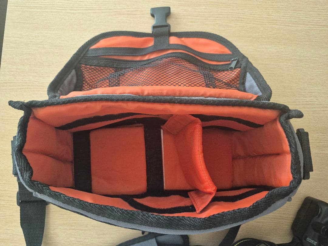 せいっです。 Nikon D3100 デジタル一眼レフカメラ