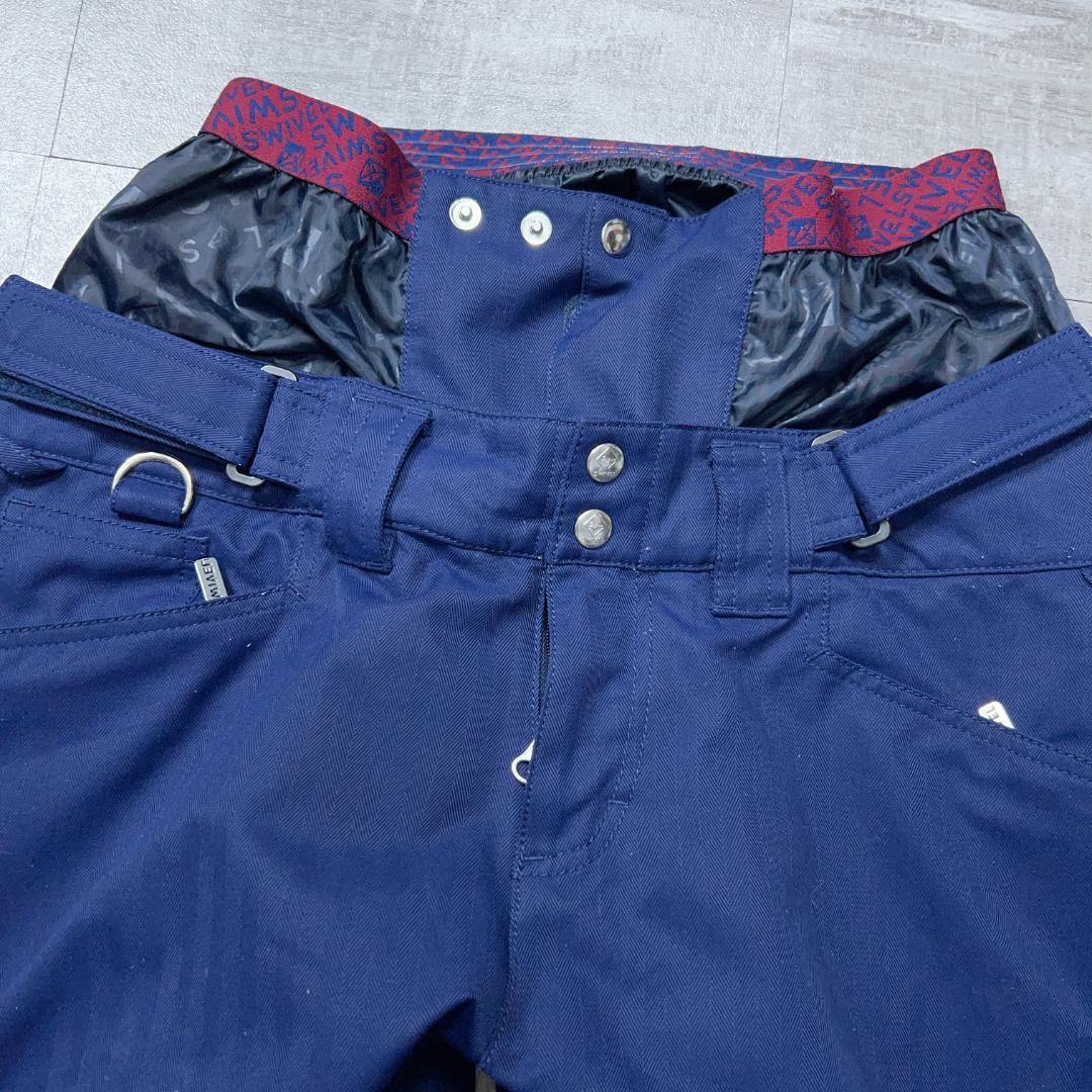 美品 Swivel スノーウェアウェア レディースXL スキーウェア 総柄