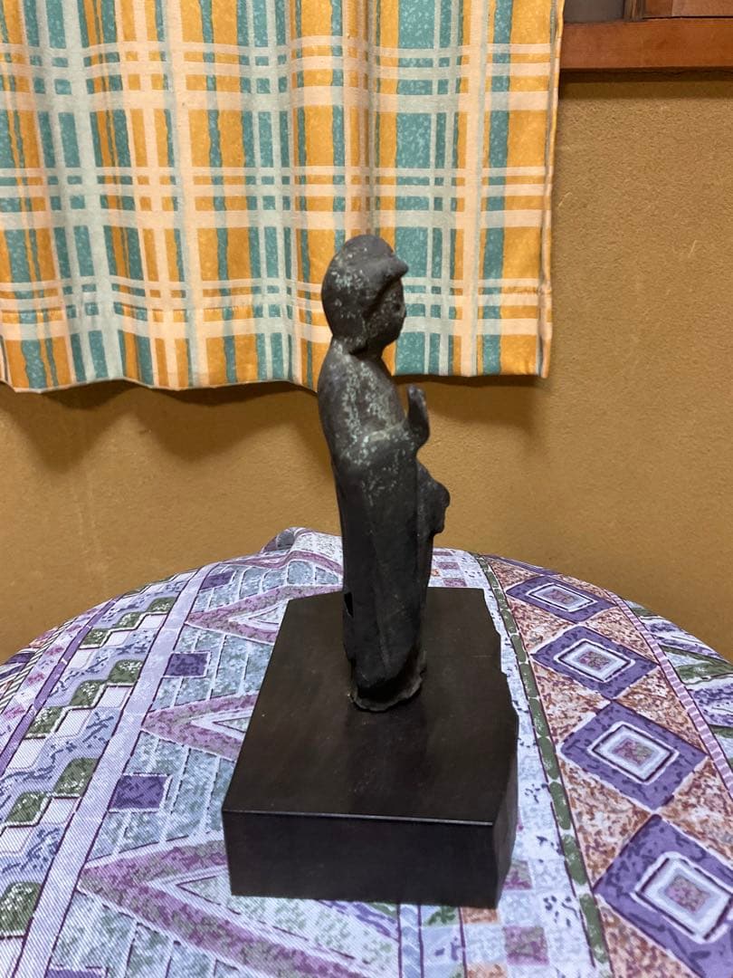 仏像／阿弥陀如来立像。鋼像　年代・江戸時代／中期。【足先欠如、後ろ側割れ有り】。
