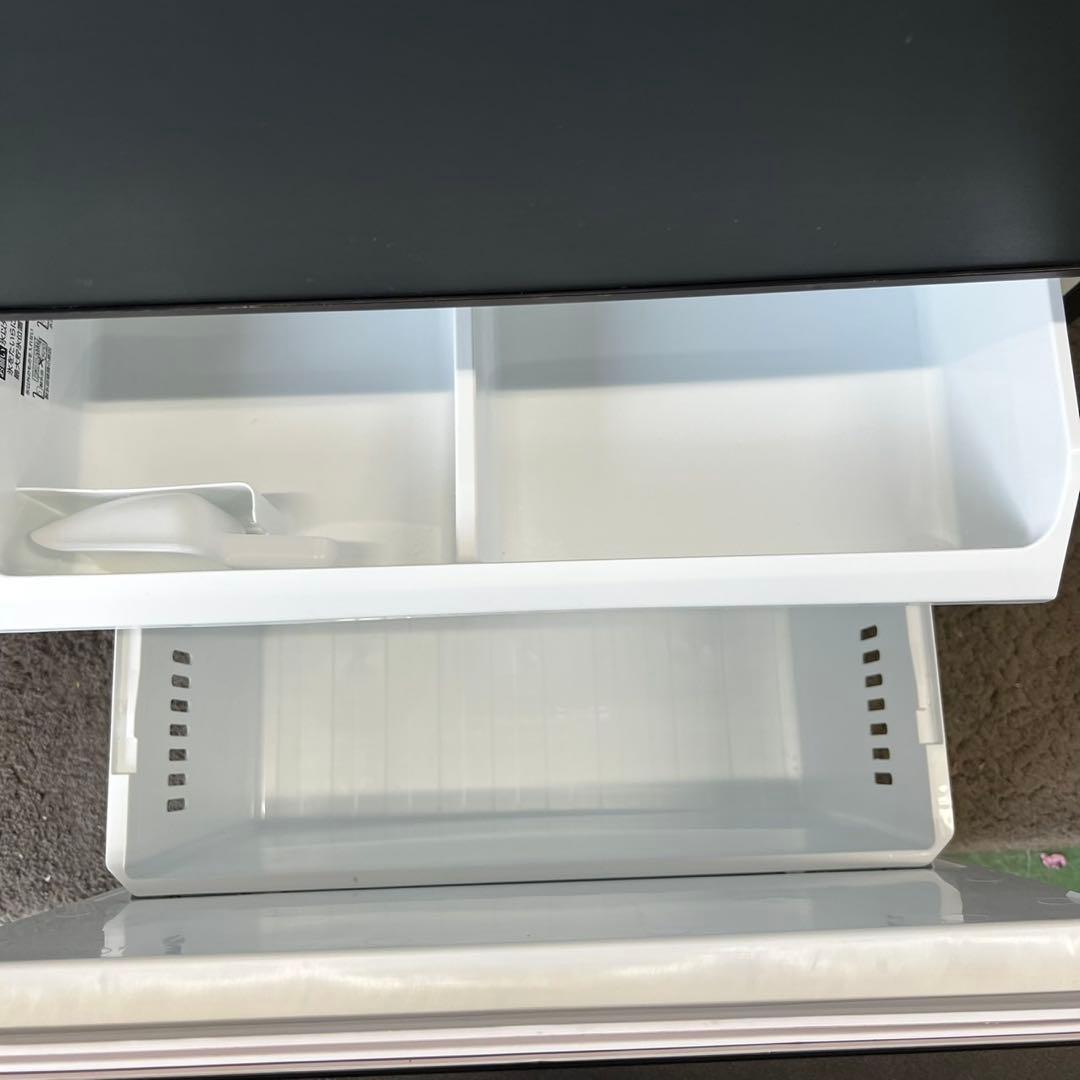 762⭕️設置無料　冷蔵庫　東芝　大型　300-400ℓ　安い　中古　黒　22年