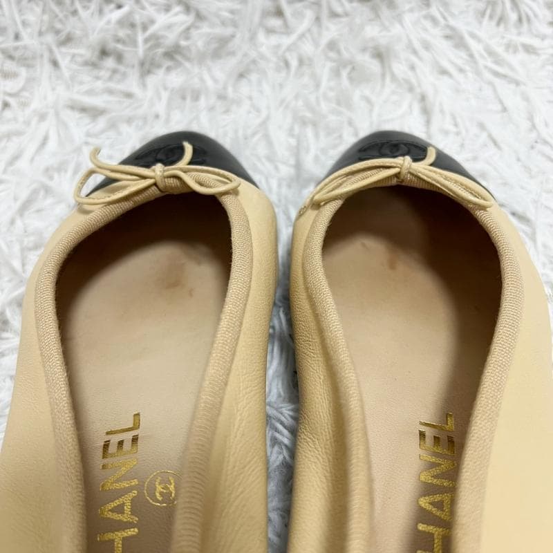 CHANEL バレエシューズ レザー ベージュ ココマーク フラットパンプス