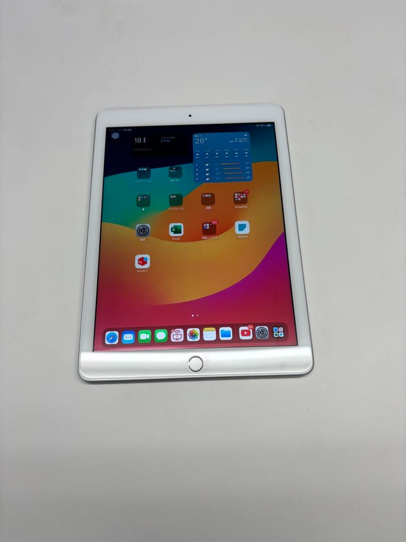 iPad 第6世代　9.7インチ　ipad6 バッテリー94% ケース付き