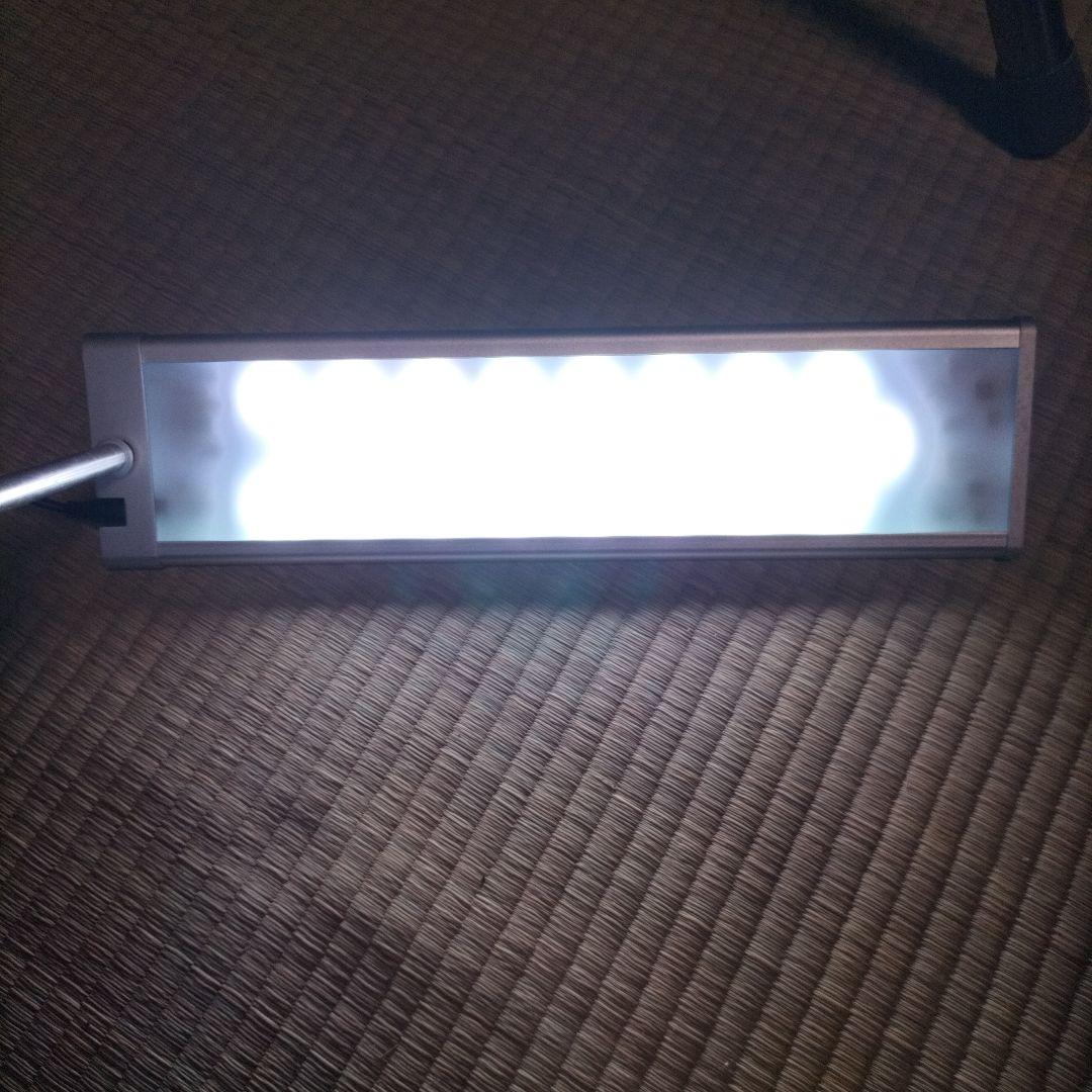DOOA SOLSTAND RGB シルバー
