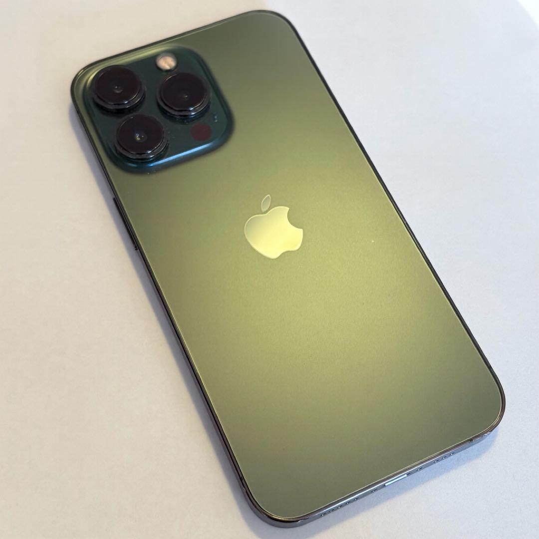Apple iPhone 13 Pro アルパイングリーン