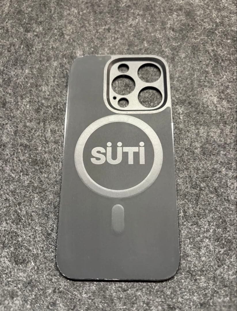 SUTI PhoneBack iPhone15Pro用 ブラックレザー
