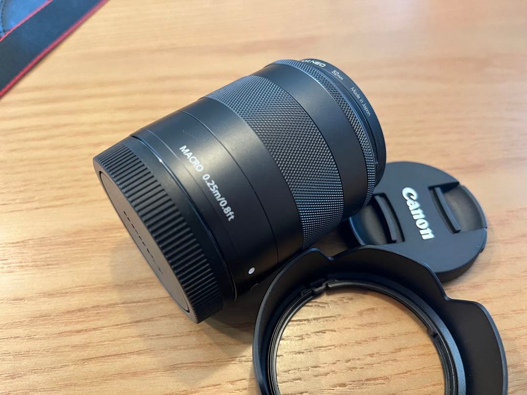 【美品】EOS M2 ダブルズームキット　EF-Mレンズ付　付属品全てあり