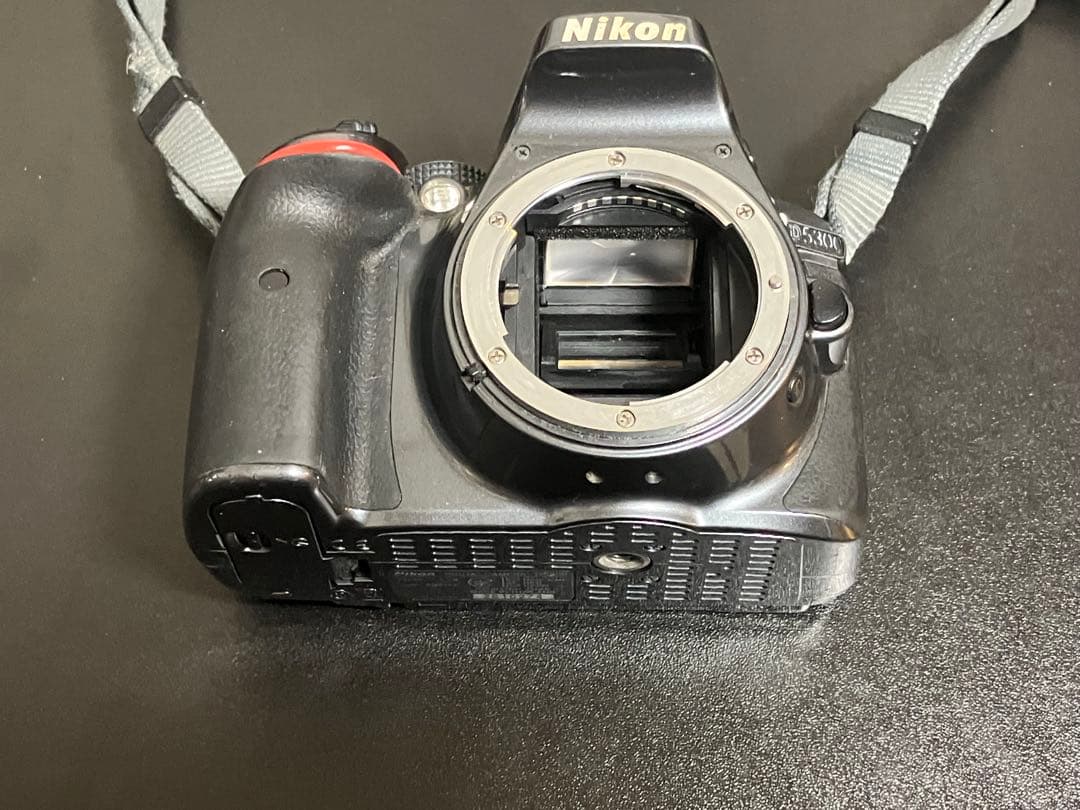 ★一眼レフ・レンズ2個、SDカード付★ニコン D5300+単焦点・ズームレンズ