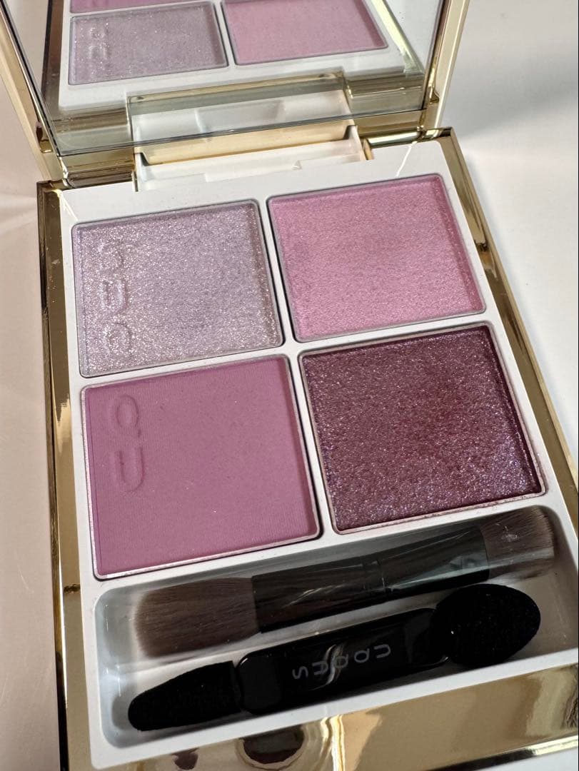 シグニチャーカラーアイズ 149 舜華 2025ホリデーコレクション