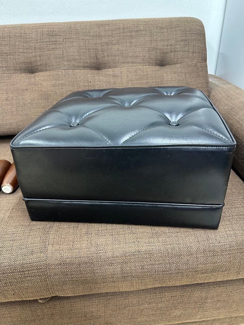 ④ 【美品】カリモク60 オットマン ブラック　レザー