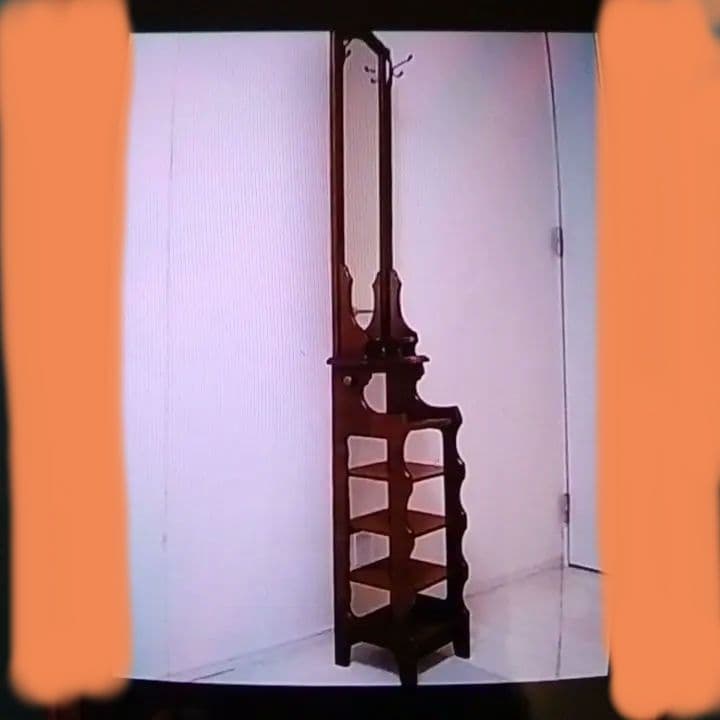 カリモク✨廃版品✨木製シェルフラック 5段✨鏡付き✨４フック付✨きれいな状態です