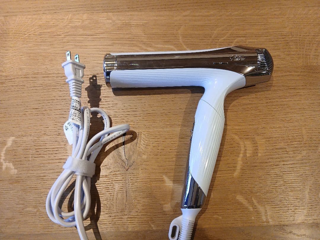 2024年製 /ReFa ヘアドライヤー RE-AX-02A ジャンク品