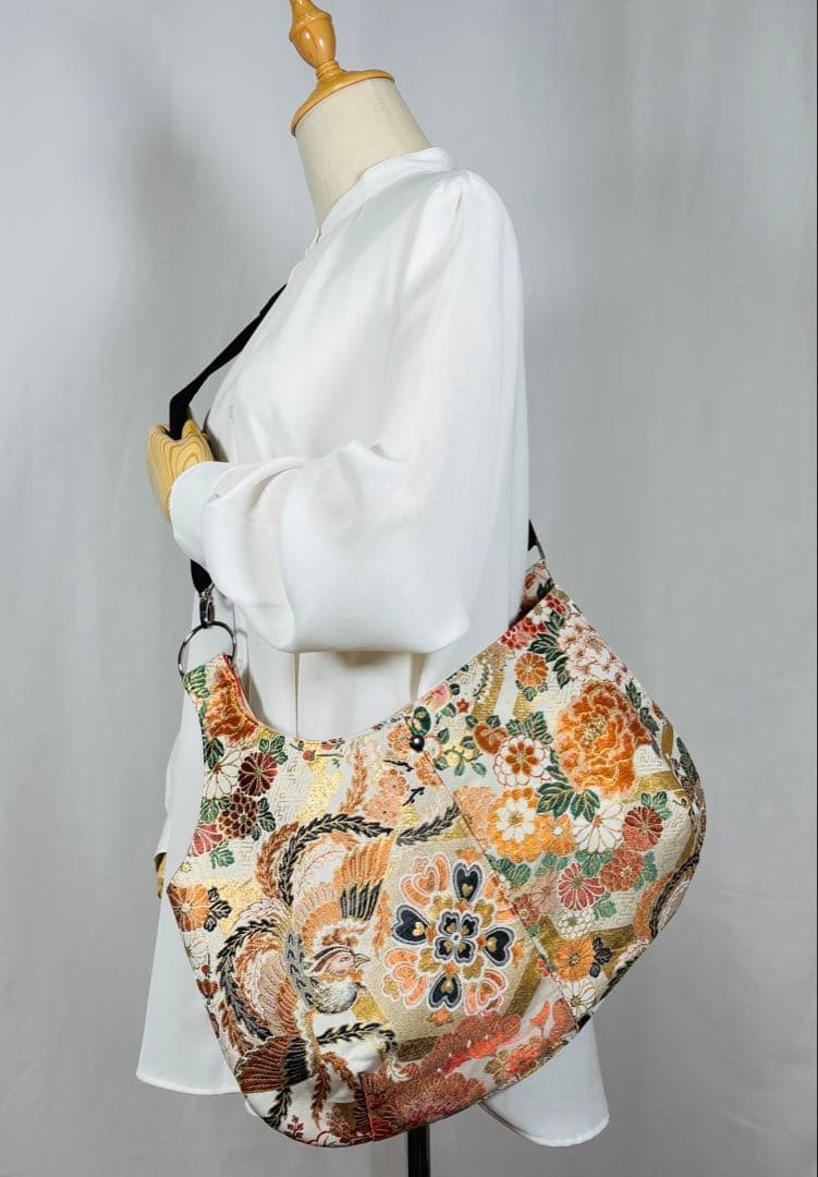 帯バッグリメイク　773番アシンメトリーBIGリバーシブル(肩あて飾り付き)