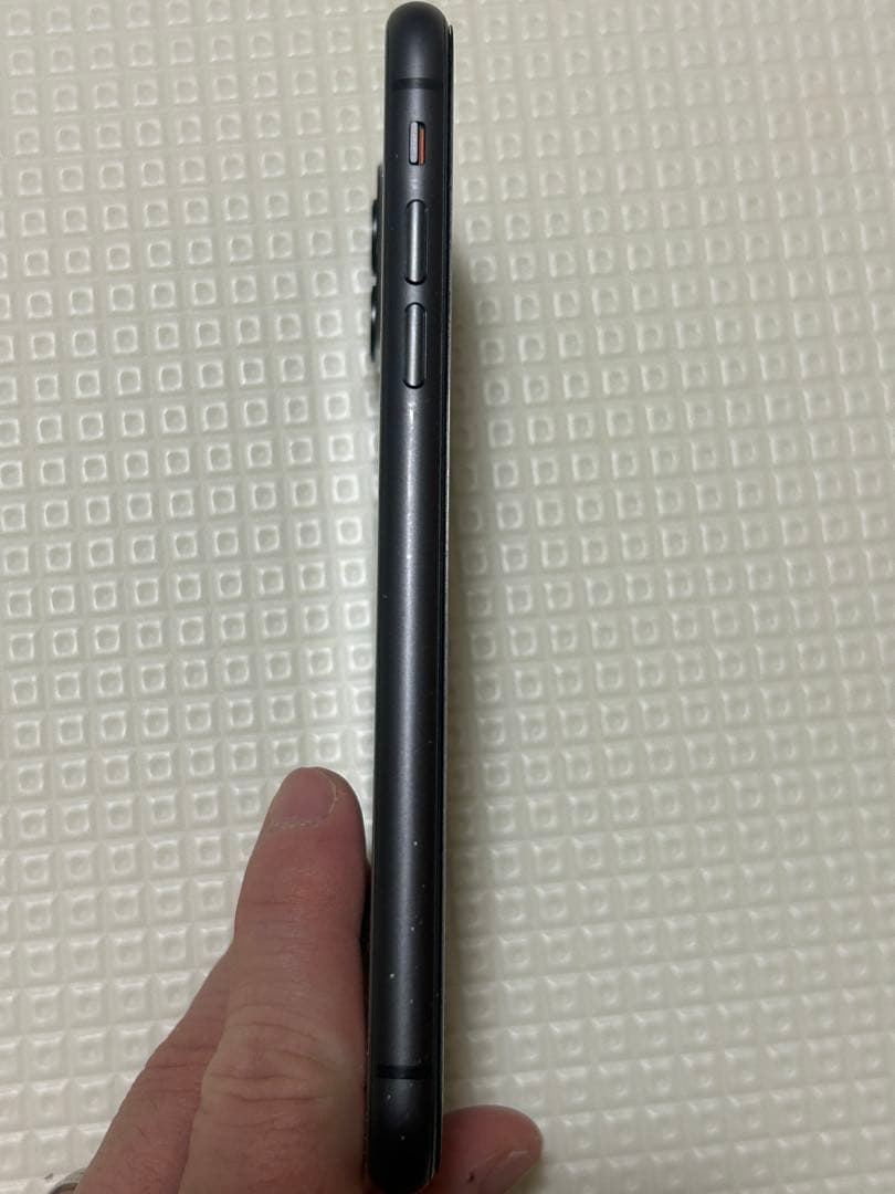 iPhone 11 128GB バッテリー交換済み