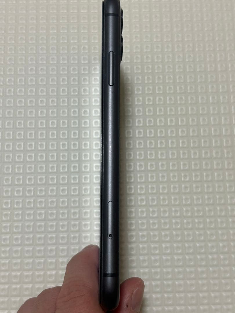 iPhone 11 128GB バッテリー交換済み