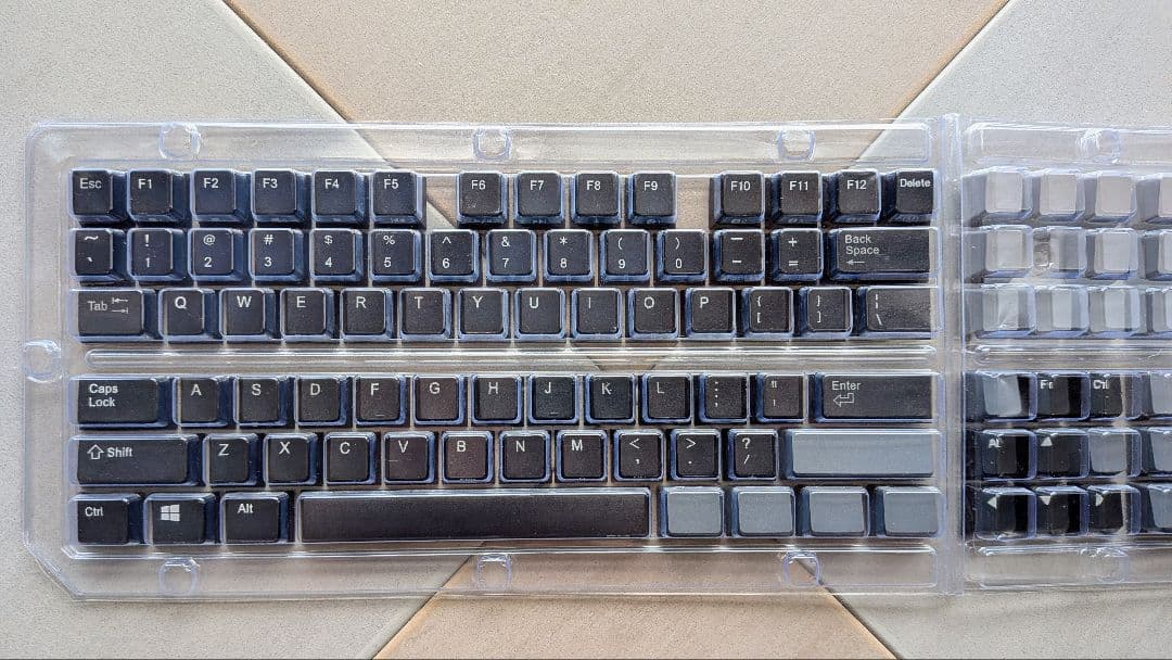 Niz micro82 RGB 無線モデル（キーキャップ交換済み）