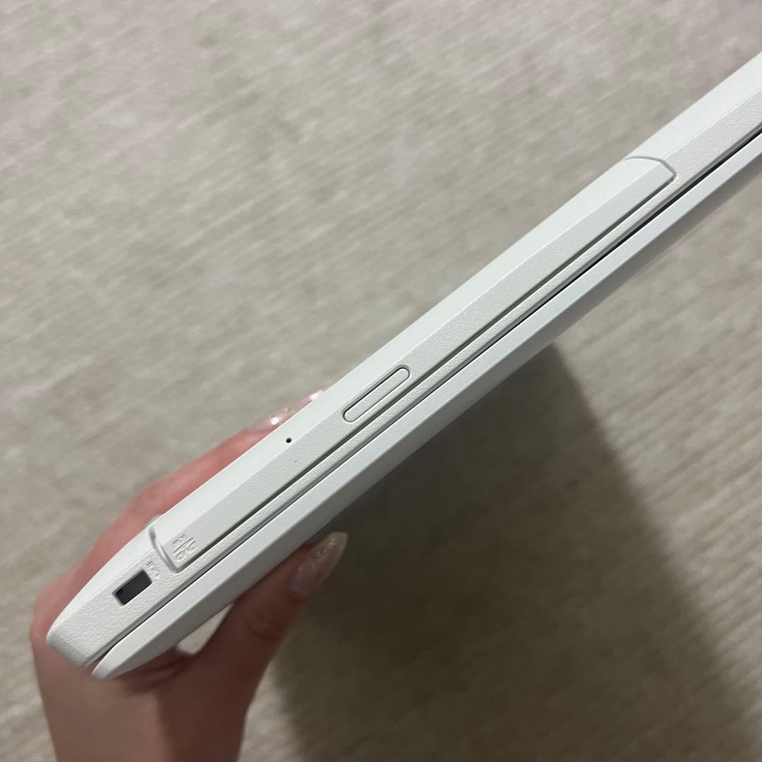 LAVIE NEC ノートパソコン PC-NS150EWZ