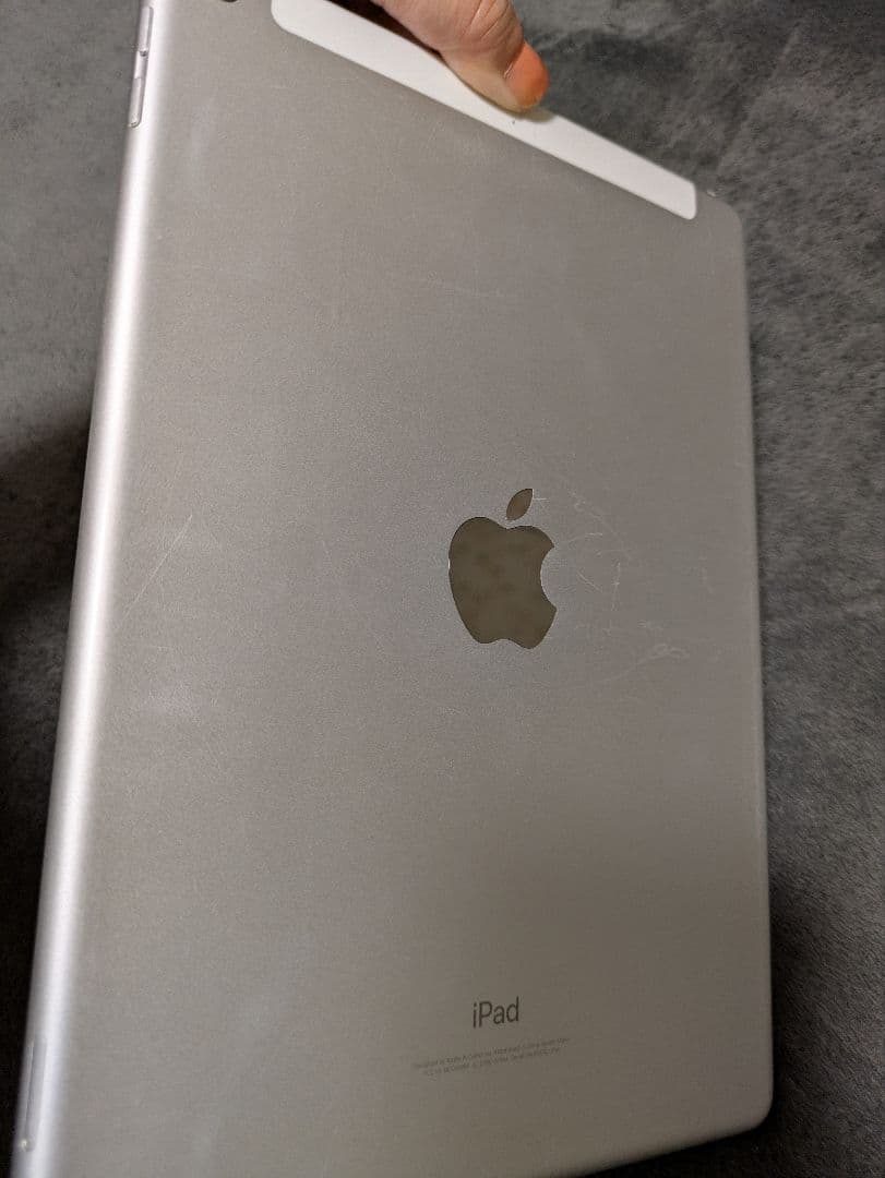 iPad 　第6世代