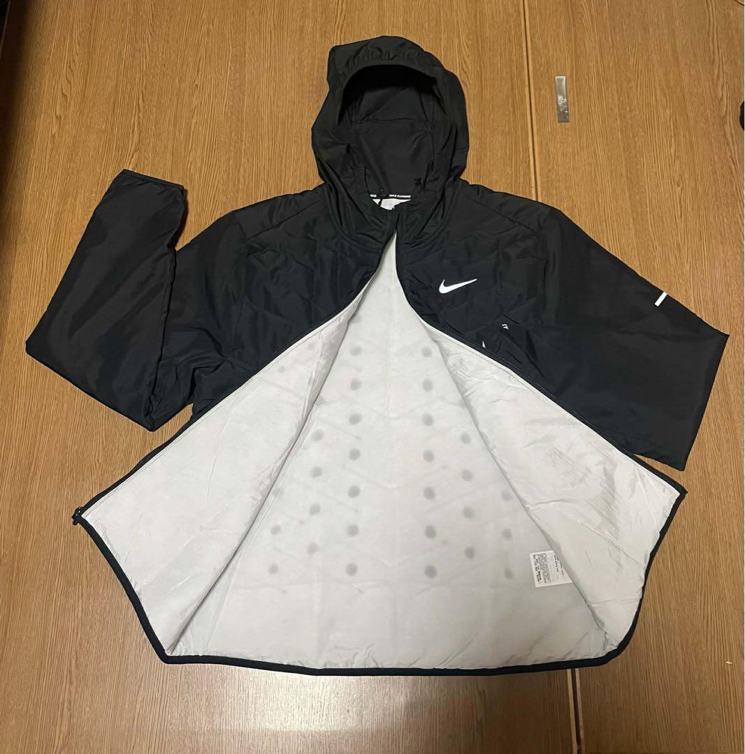 ナイキ　NIKE ランニングウェア　ランニングジャケット　新品　L ブラック