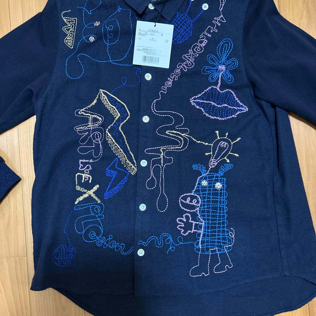 刺繍デザイン ネイビー シャツ