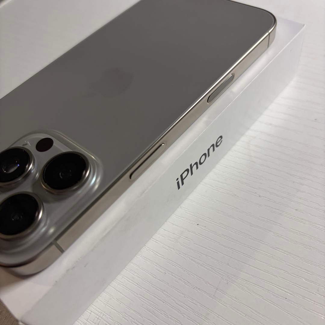 iPhone16 Pro 256GB ナチュラルチタニウム SIMフリー