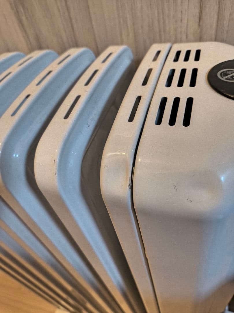 ★たのメル便配送★ デロンギオイルヒーター