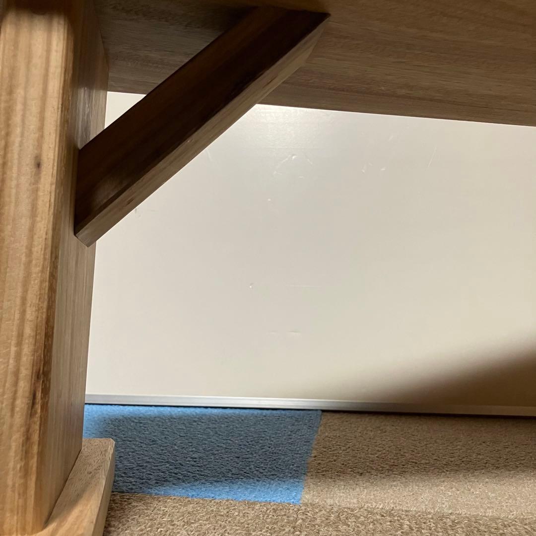 ケヤキのベンチ