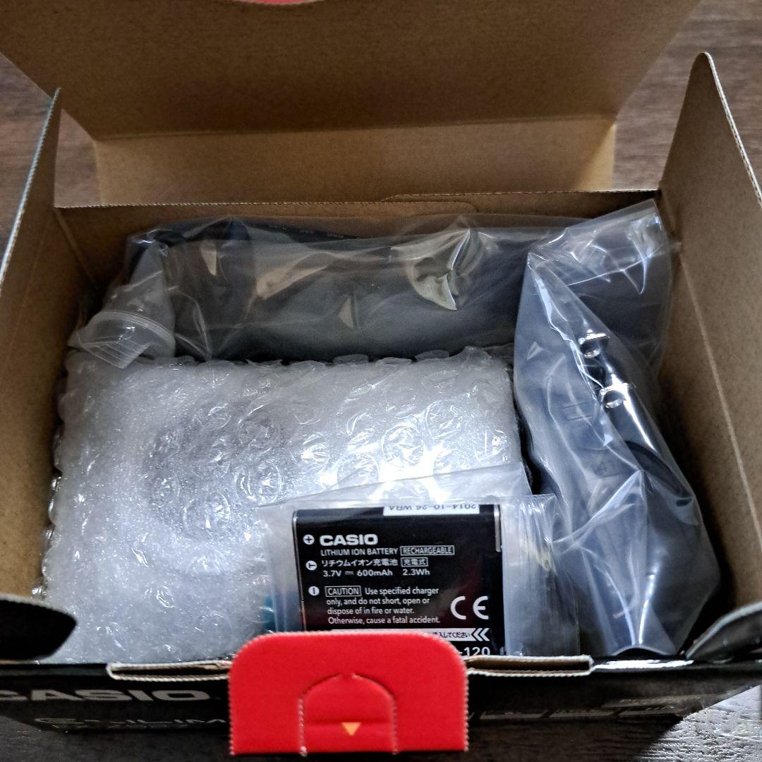 デジタルカメラ CASIO EXILIM EX-ZS27