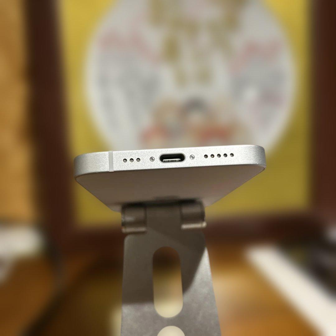 スマートフォン本体 Apple iPhone 16e 128GB