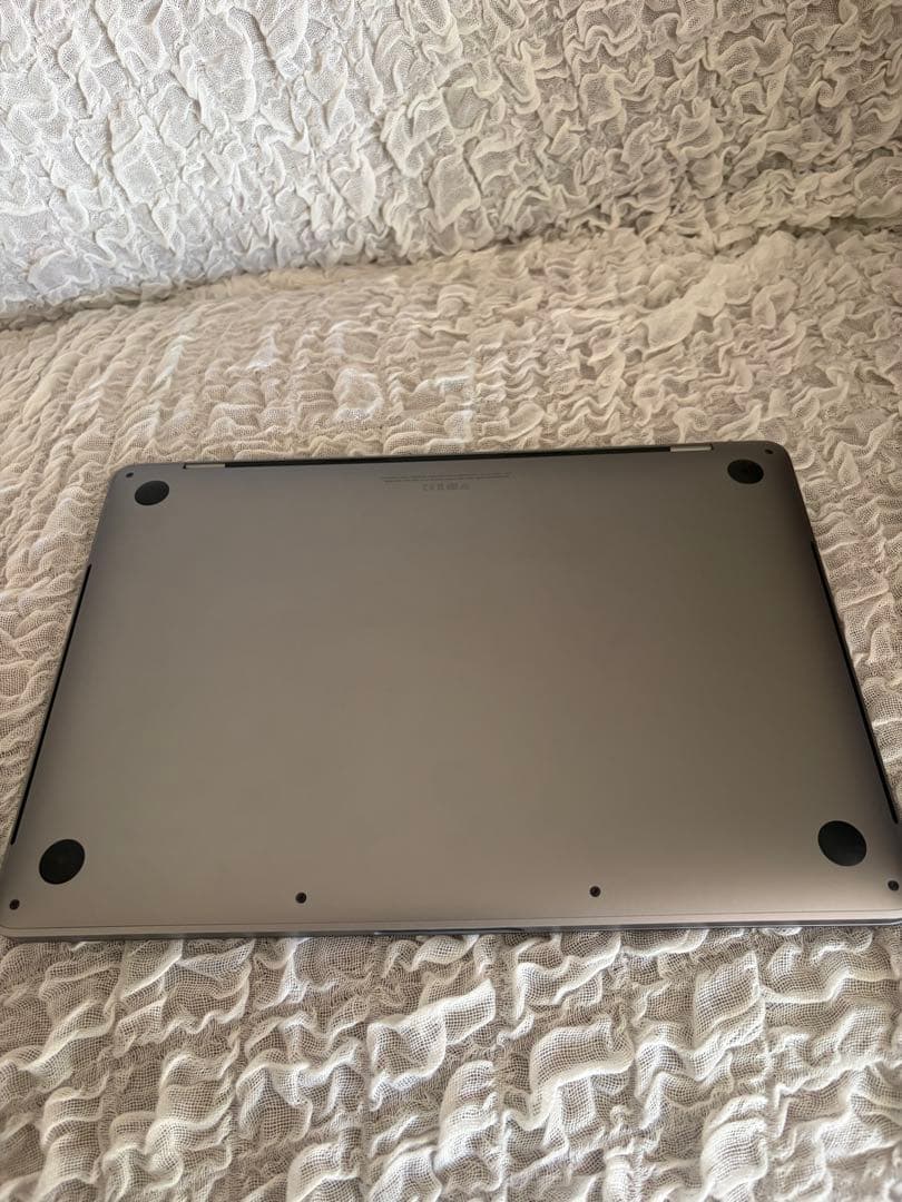 MacBook Pro 13インチ 2020 i7 16GB 512GB