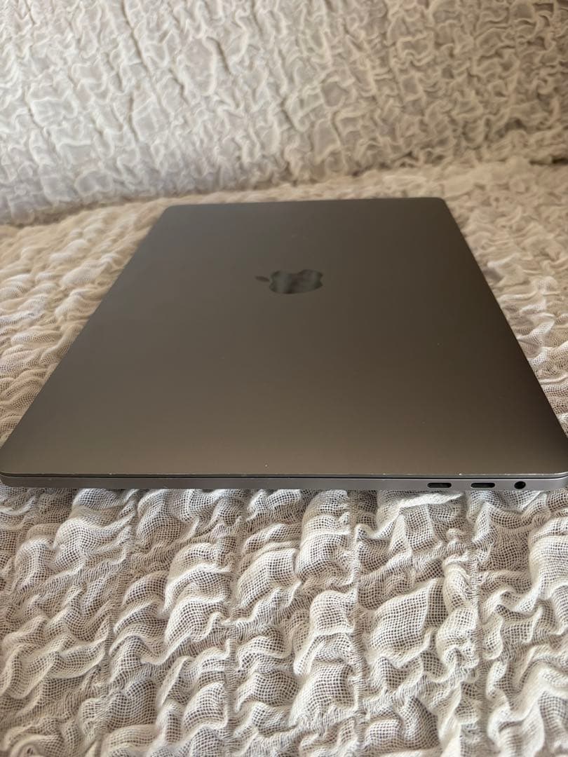 MacBook Pro 13インチ 2020 i7 16GB 512GB