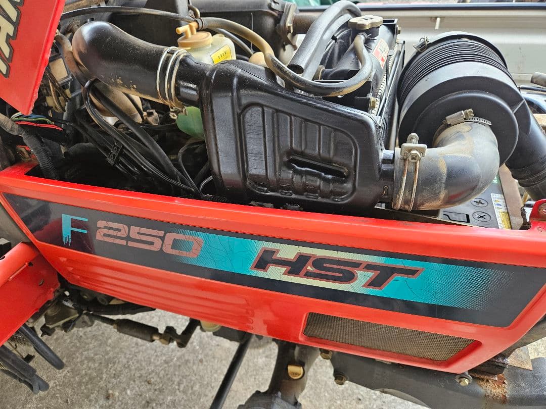 ヤンマートラクター F250 HST 　25馬力