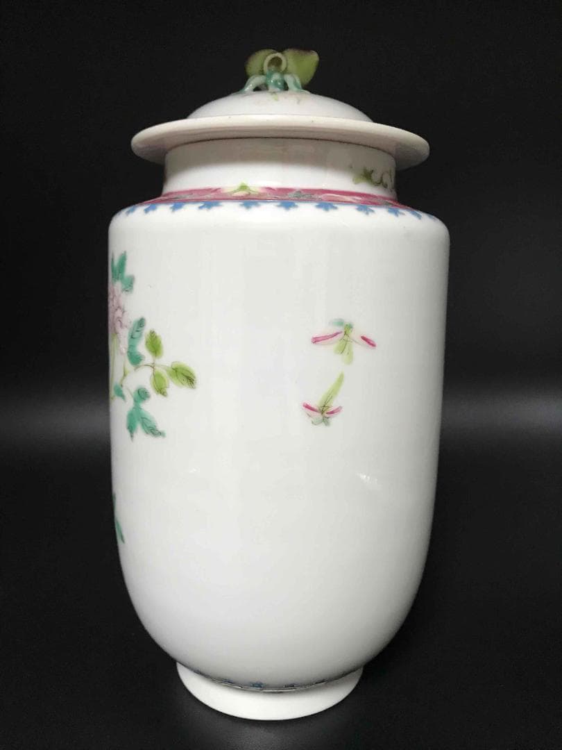 民国時代　洪憲年製　粉彩吉祥花桃紋花瓶　桃取手蓋付き（E-５）