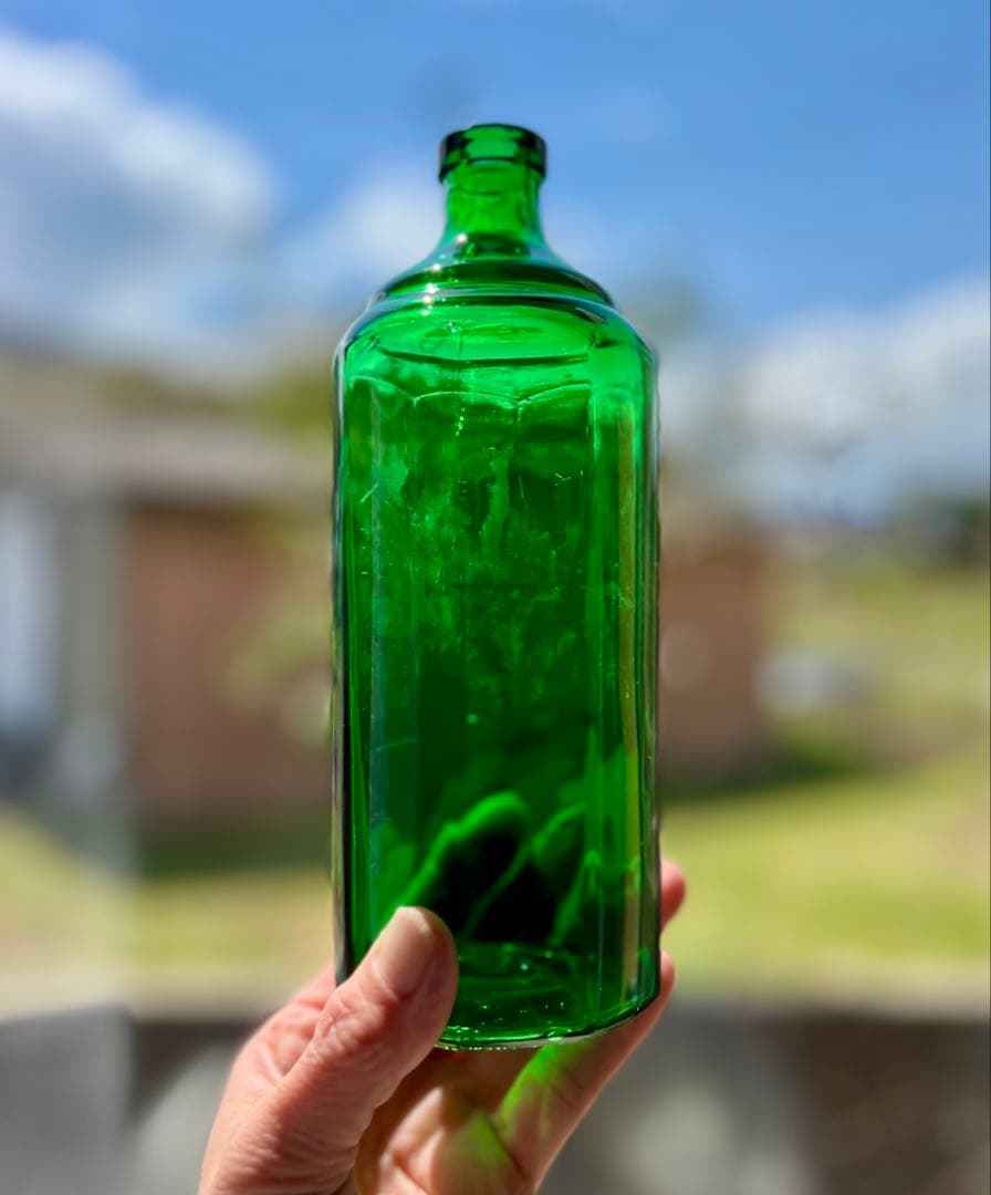 人體消毒新薬ビン　ヨシマン　リゾホルム　八角瓶　神薬　エンボス　ガラスビン