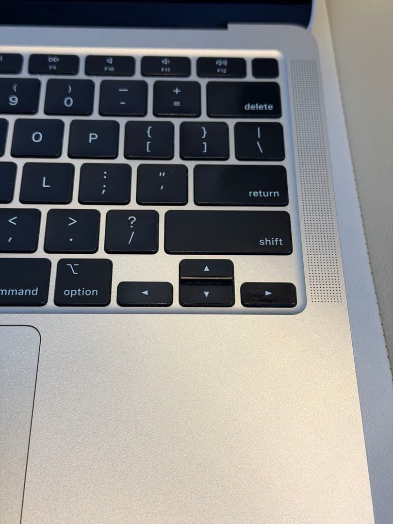 Apple MacBook Air (M1, 2020) シルバー US