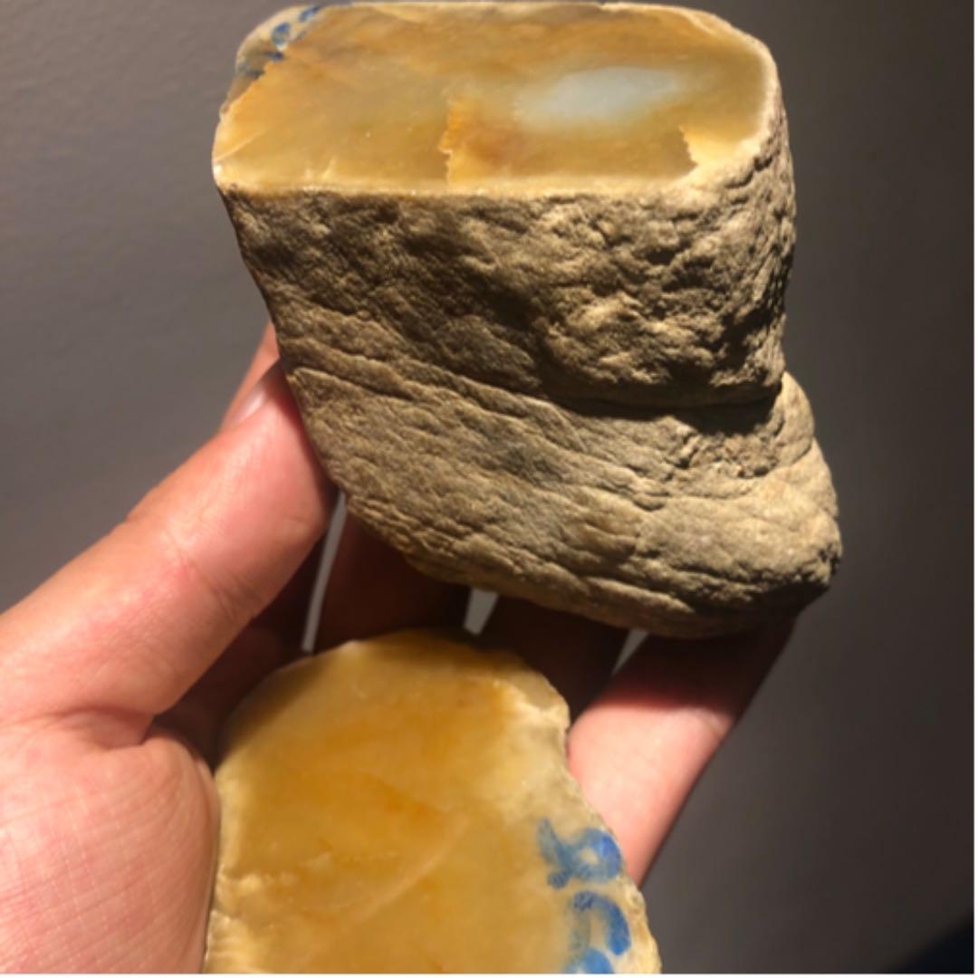 「超希少」天然ひすいの荒い石