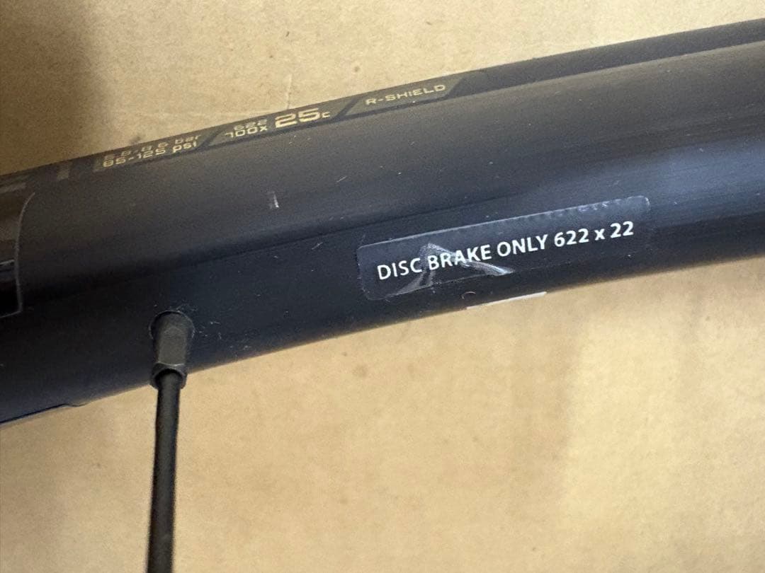 T59) GIANT P-R2 ディスク タイヤ付 ホイール