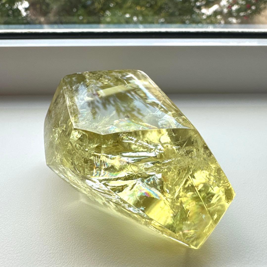 高品質　シトリン　虹　フリーフォーム　非加熱　122.3g レインボーシトリン