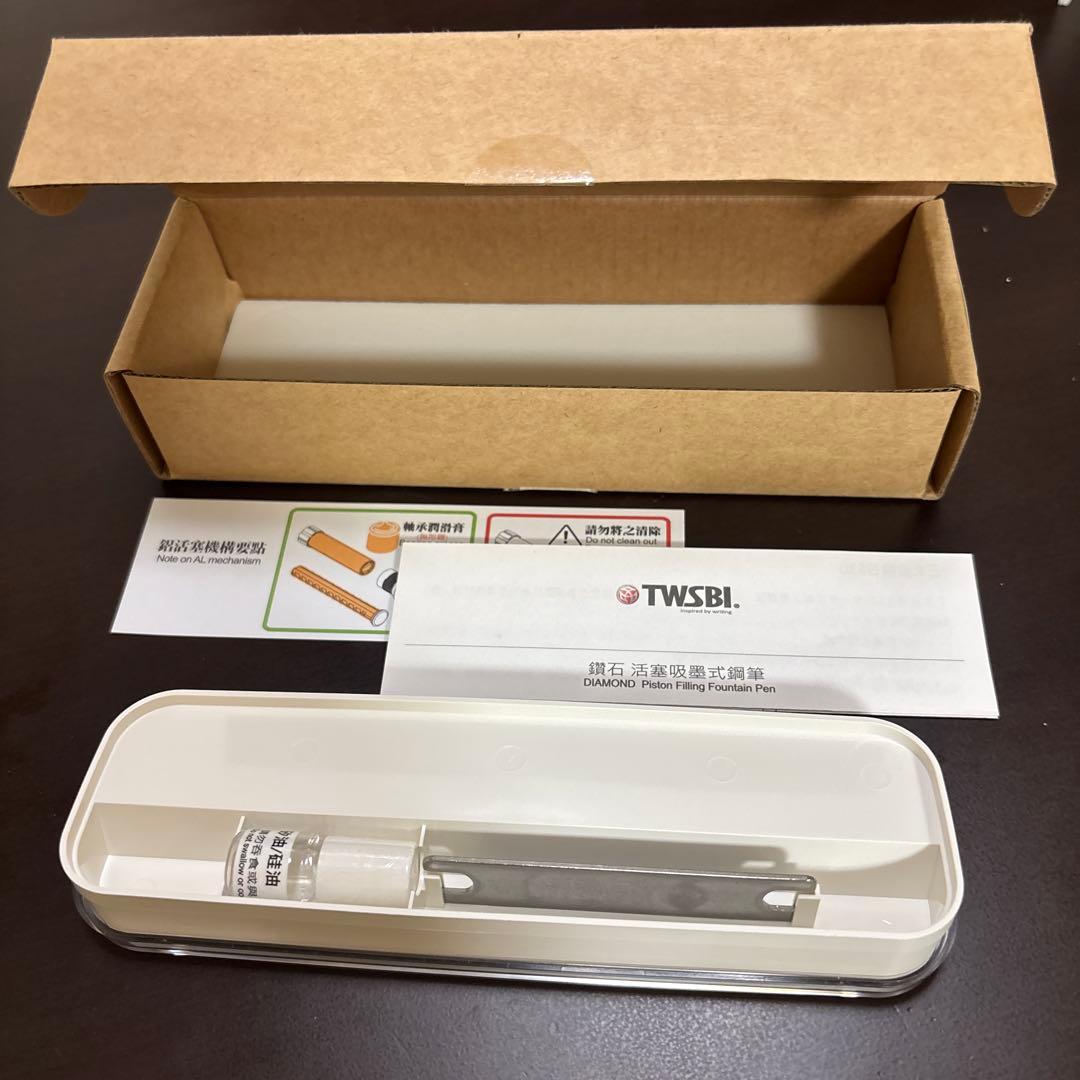 twsbi ダイヤモンド580　スモークローズゴールド 細字 F 万年筆