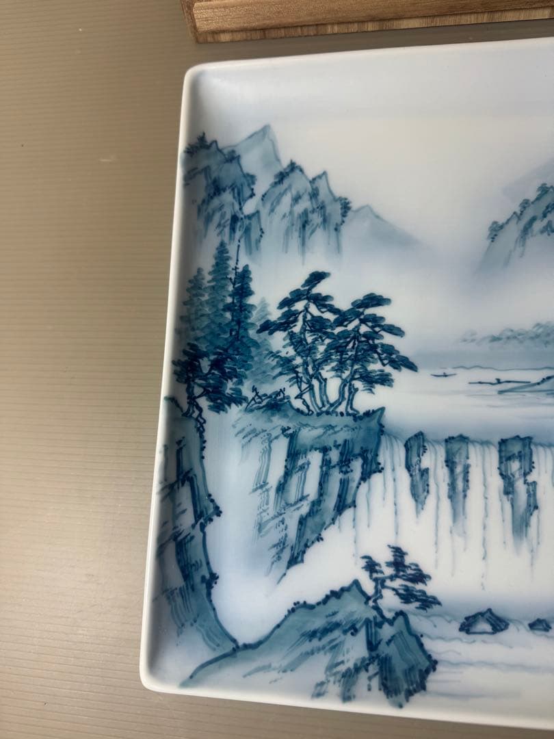 2563 肥前有田焼　染付山水　絵皿　未使用