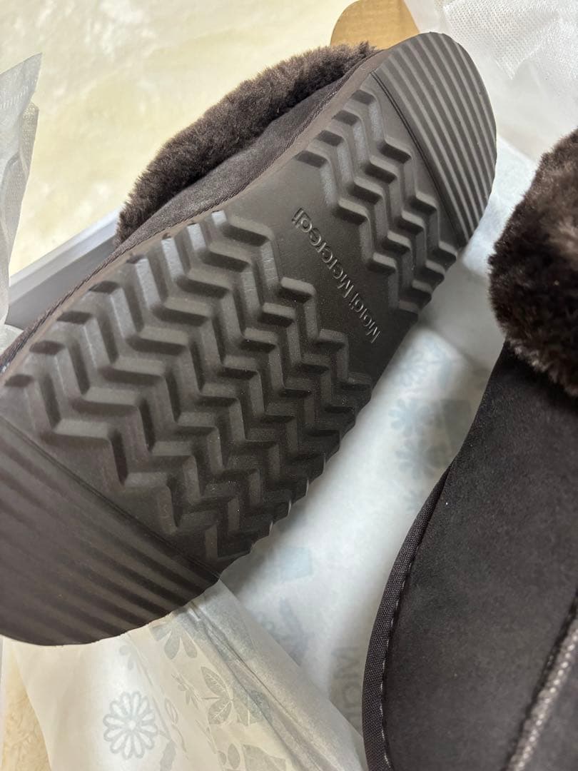 Mardi Mercredi 25 ブラウン 花柄ピンク刺繍 ムートンブーツ