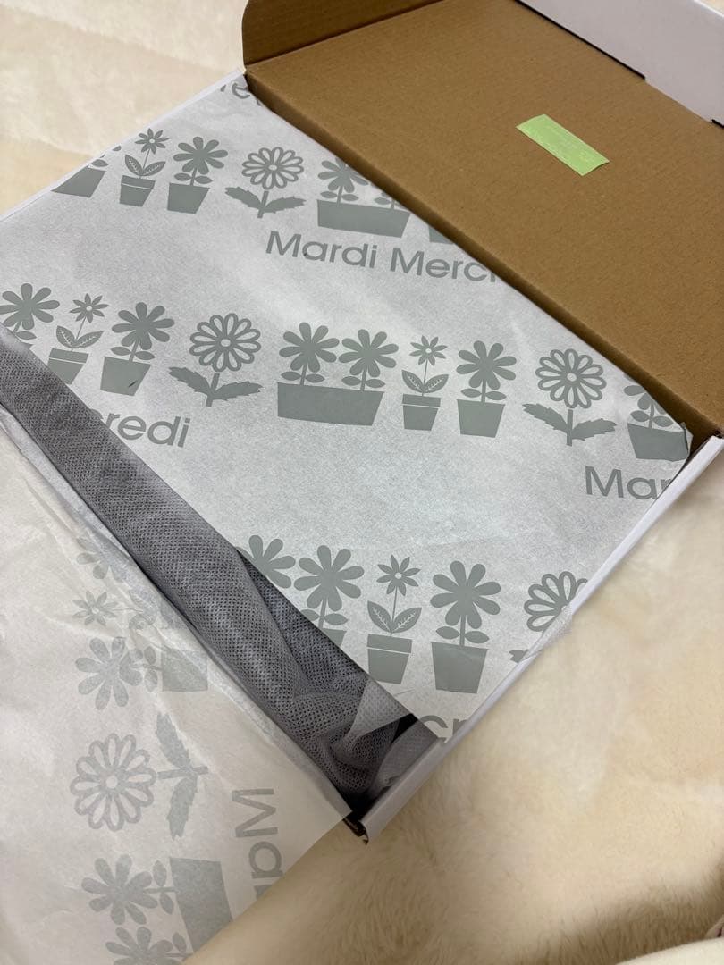 Mardi Mercredi 25 ブラウン 花柄ピンク刺繍 ムートンブーツ