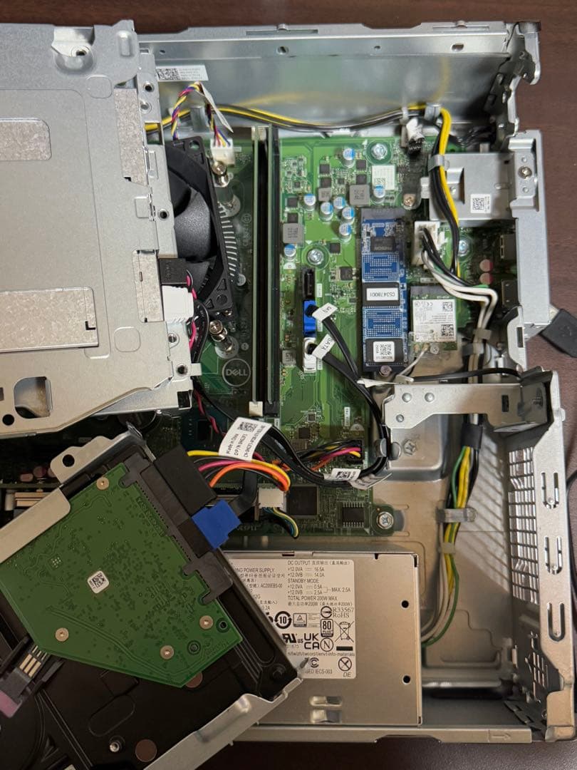 n*v様 Dell Vostro 3681 i3-10100F Radeon R