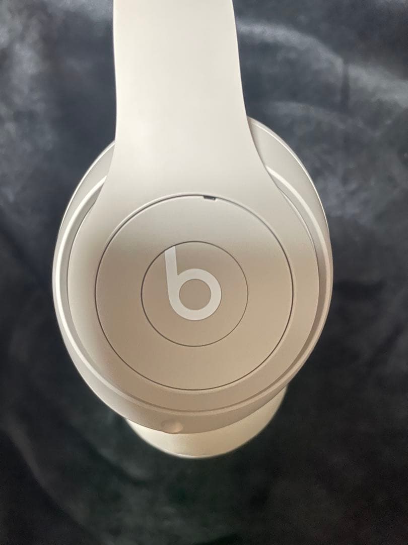 Beats ヘッドホン