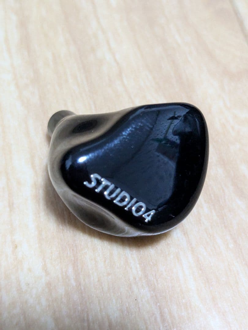 イヤホン Softears Studio4