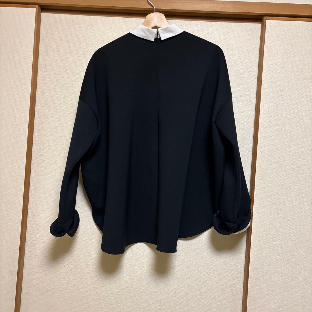 LE PHILスキューバーダンボールブラウス