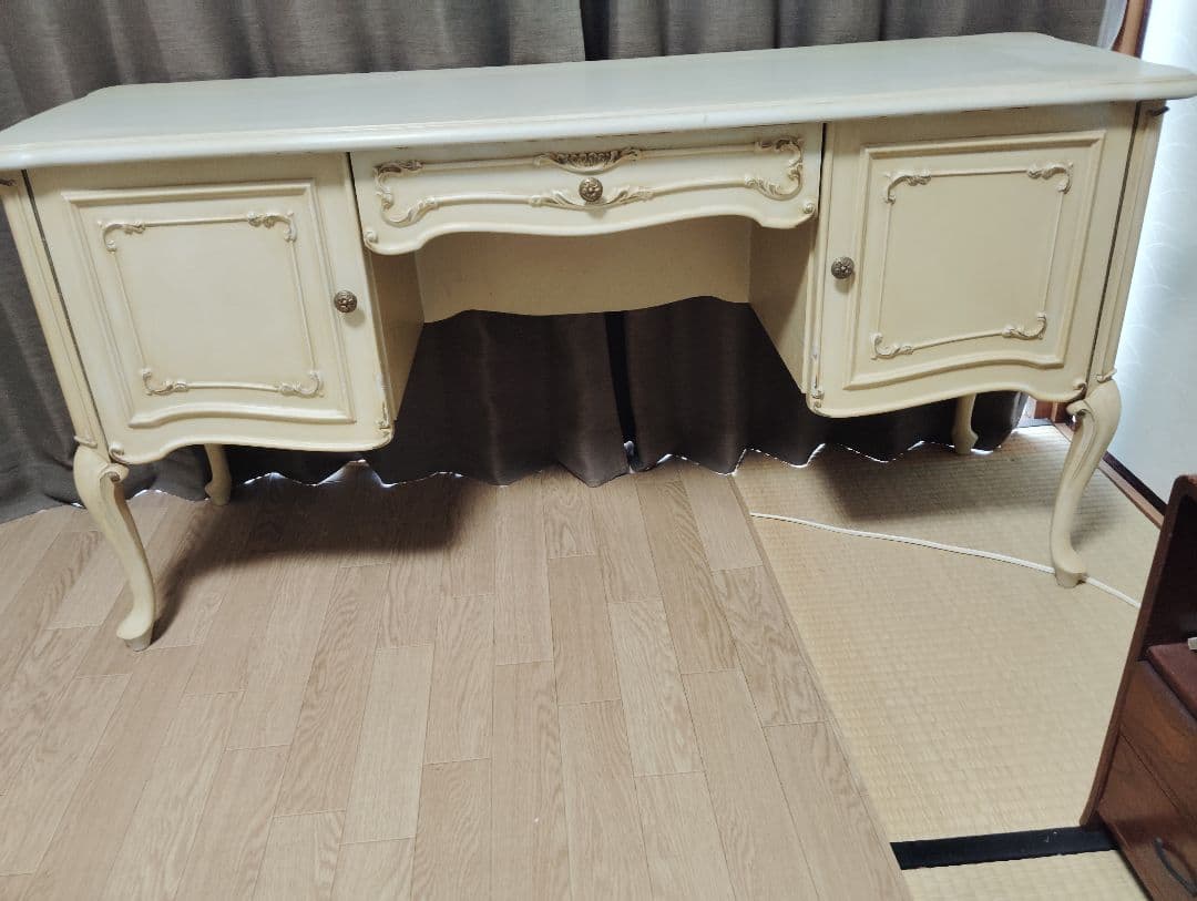 高級家具メーカー　鏡台①　アンティーク