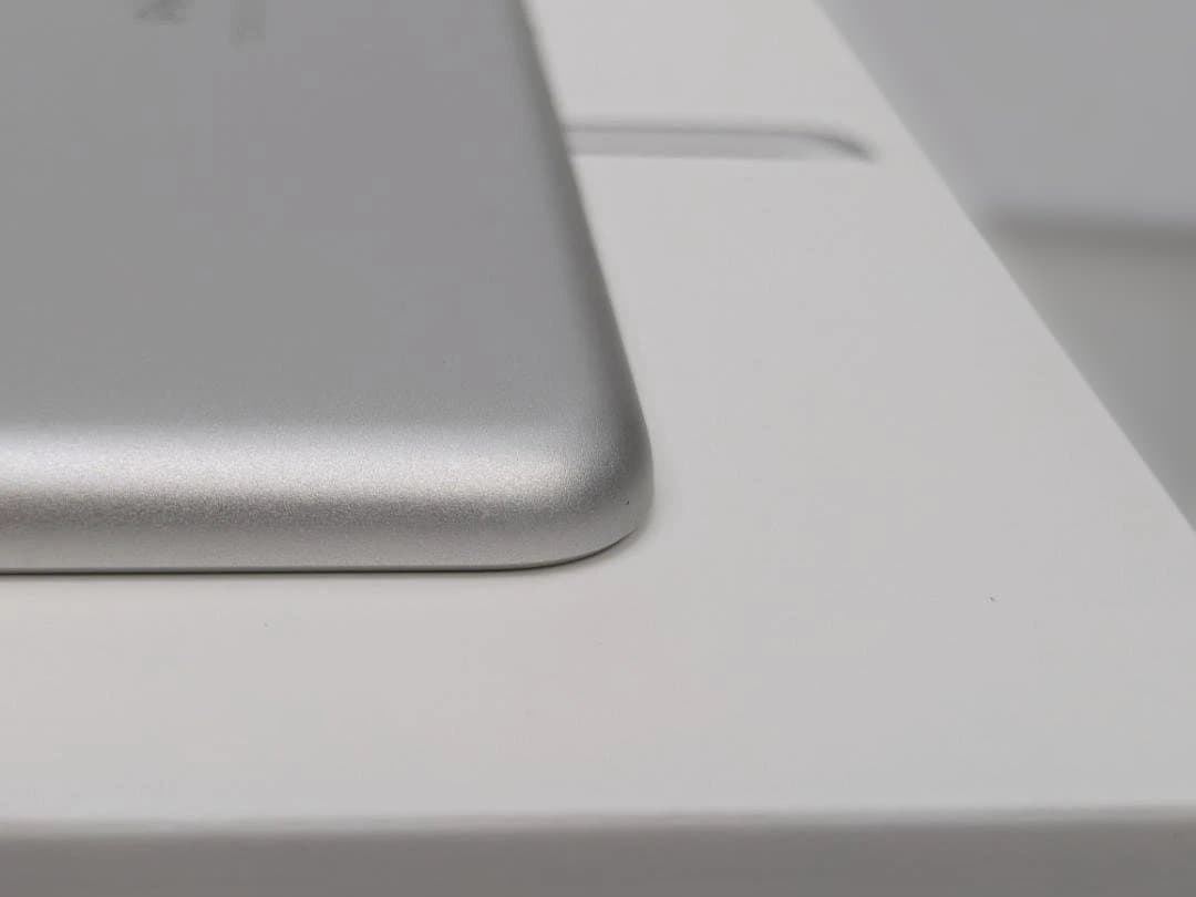 iPad 第9世代 256GB Wi-Fi シルバー 物理ボタン最終モデル